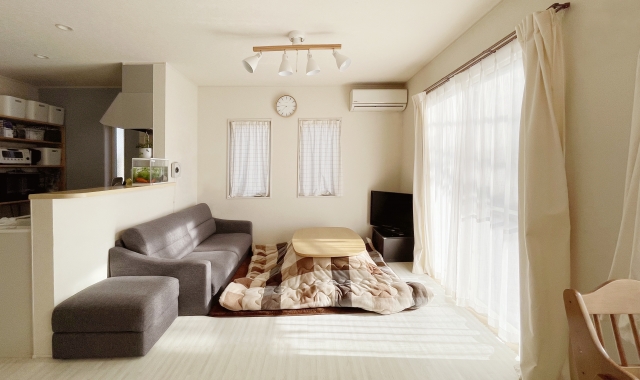 掘りごたつと一般的なこたつ。それぞれの魅力と注意点って？