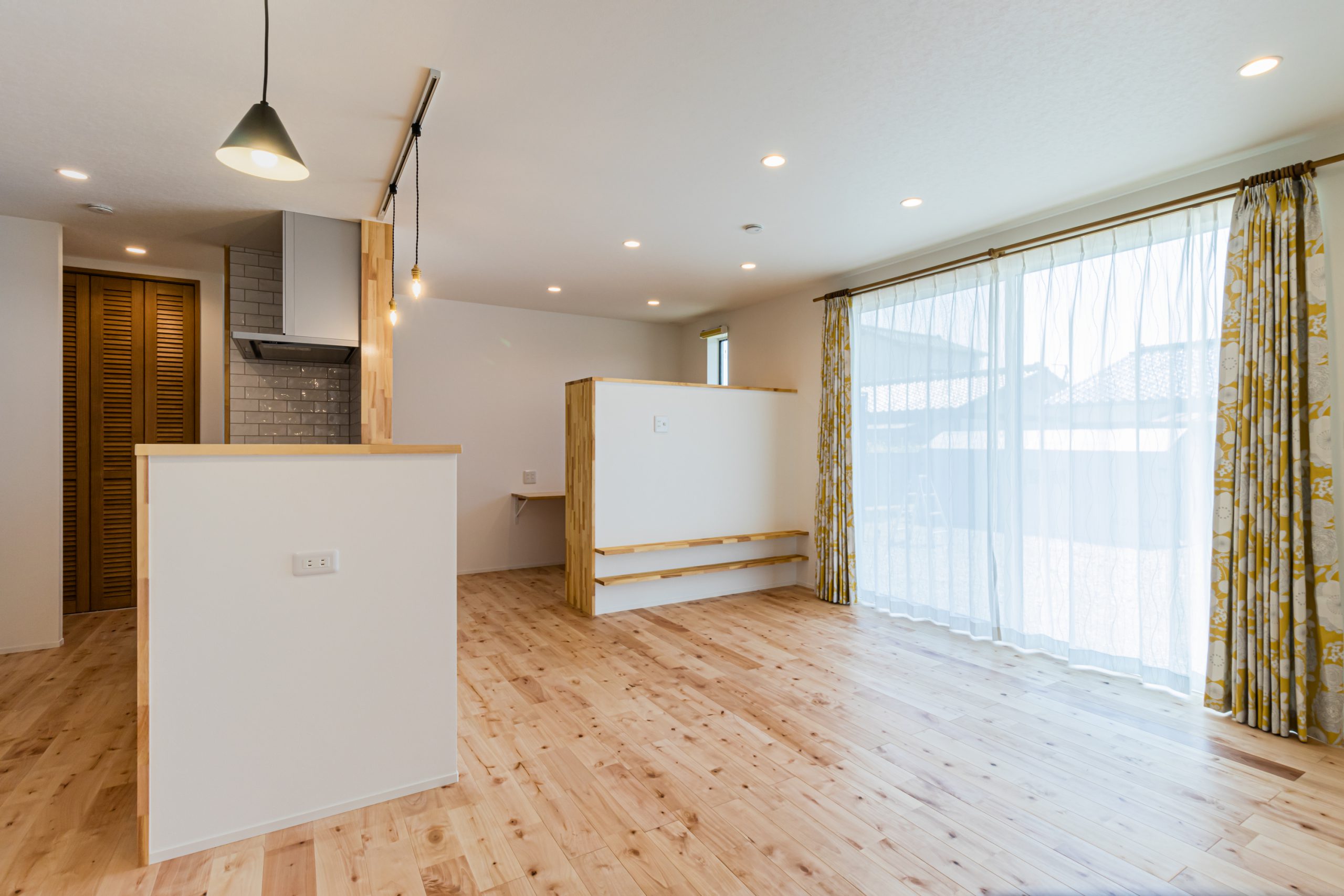 視界が空に広がる平屋のお家