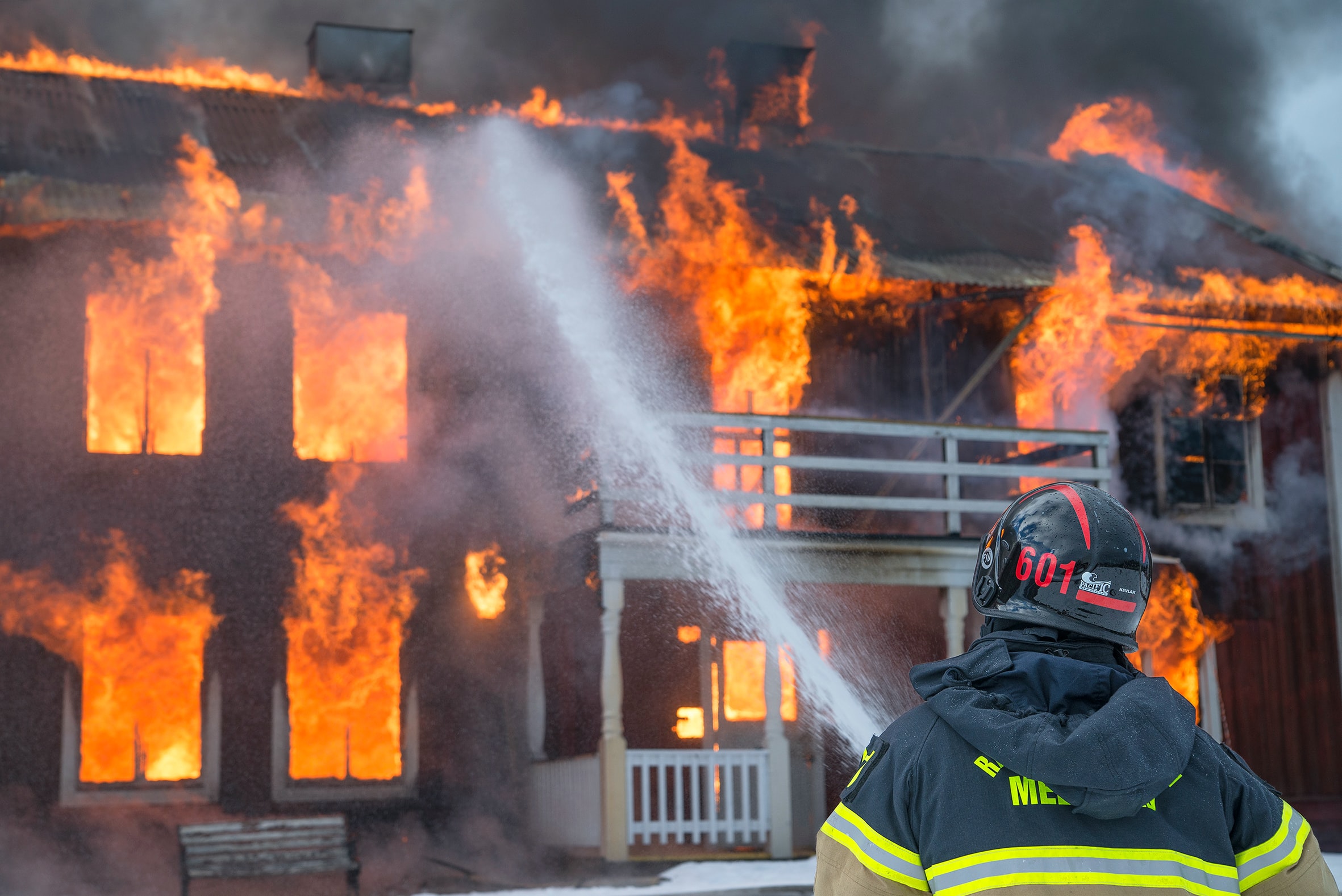 火事だけじゃなく自然災害でも補償される!火災保険の適用範囲を詳しく知ろう