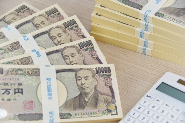 1000万円の札束